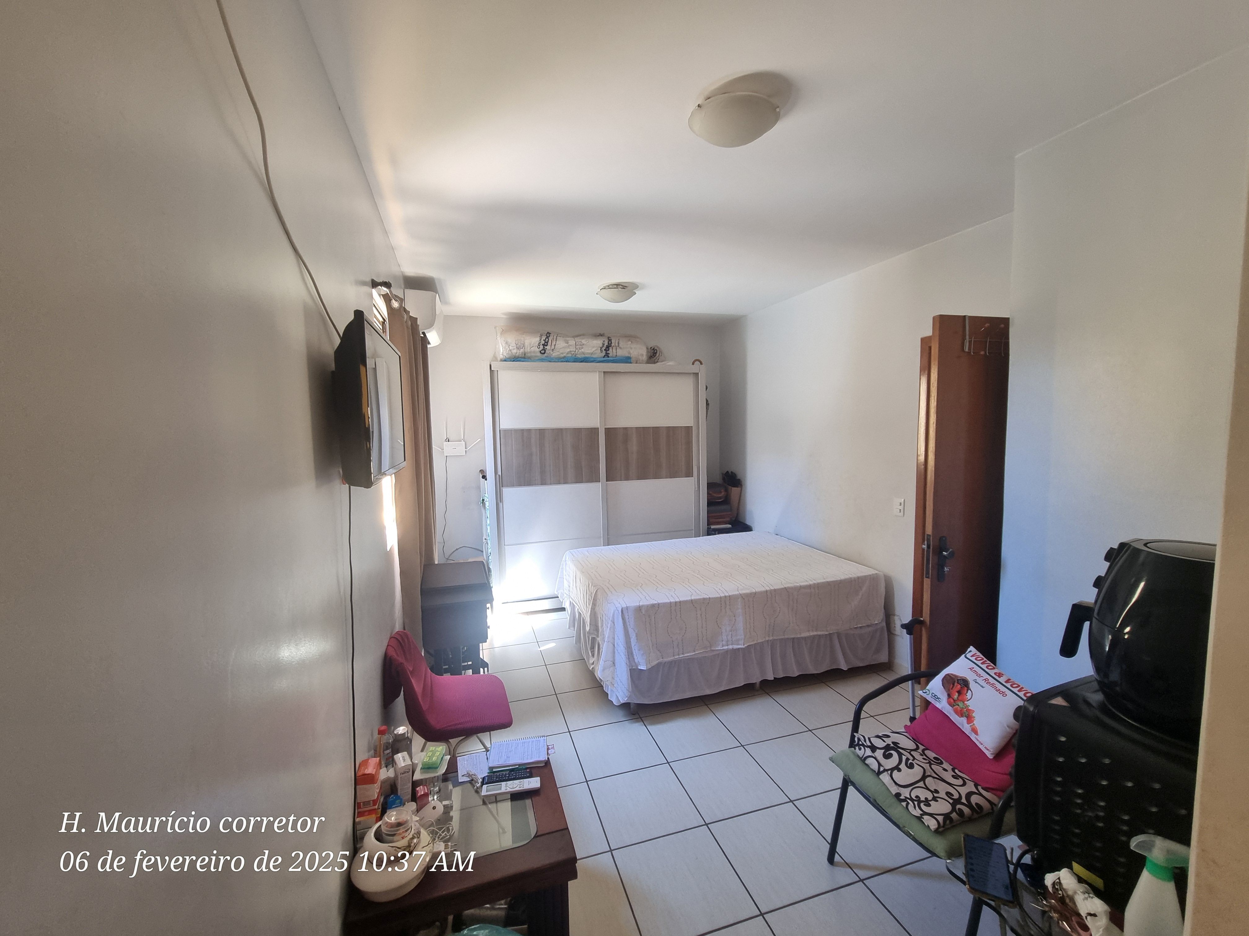 Imagem Sobrado com 3 Quartos à Venda, 151 m² em Santa Genoveva - Goiânia Imagem Sobrado com 3 Quartos à Venda, 151 m² em Santa Genoveva - Goiânia