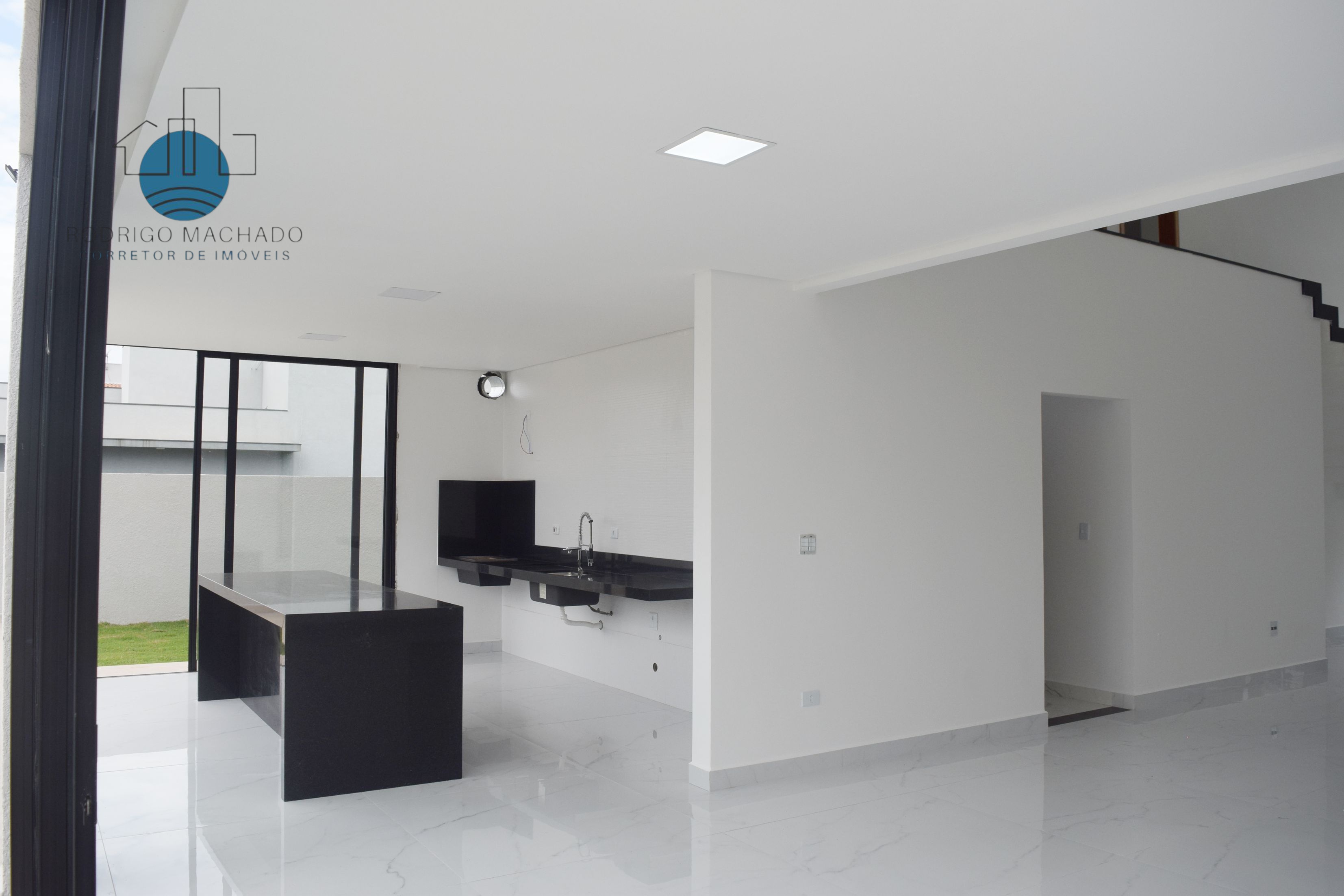 Imagem Sobrado com 4 Quartos à Venda, 252 m² em Condomínio Residencial Shamballa II - Atibaia Imagem Sobrado com 4 Quartos à Venda, 252 m² em Condomínio Residencial Shamballa II - Atibaia