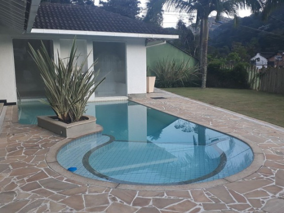 Casa de Condomínio com 4 Quartos à Venda, 180 m² em Várzea - Teresópolis