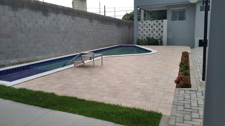 Imagem Casa de Condomínio com 2 Quartos à Venda, 77 m² em Nova Parnamirim - Parnamirim
