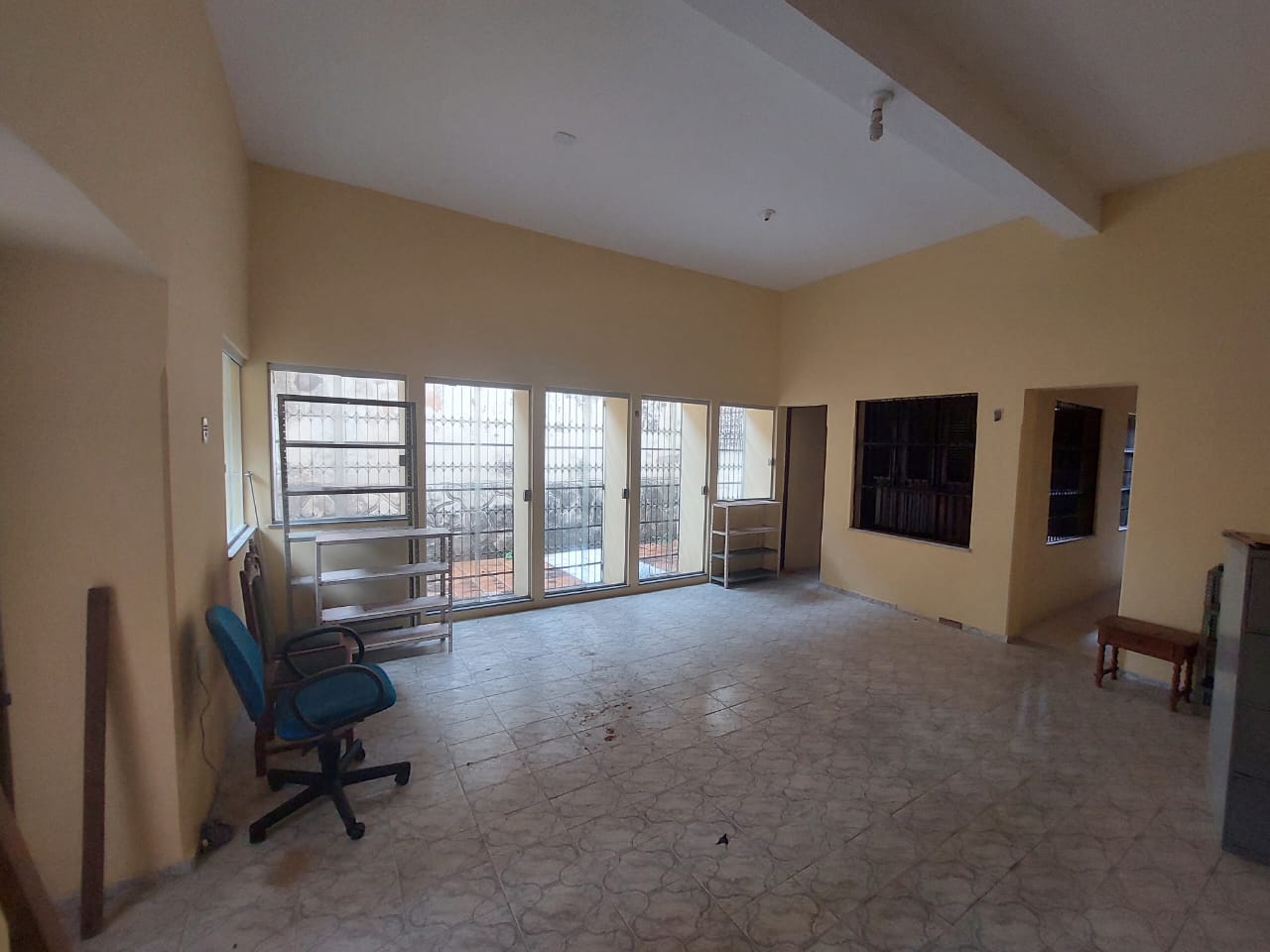 Imagem Casa com 5 Quartos à Venda, 325 m²em Centro - São Luís Imagem Casa com 5 Quartos à Venda, 325 m²em Centro - São Luís