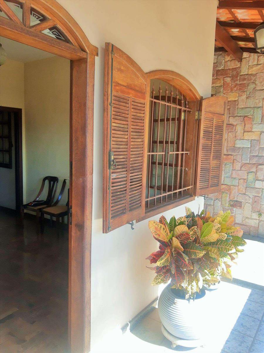 Imagem Casa com 3 Quartos à Venda, 360 m² em João Pinheiro - Belo Horizonte Imagem Casa com 3 Quartos à Venda, 360 m² em João Pinheiro - Belo Horizonte