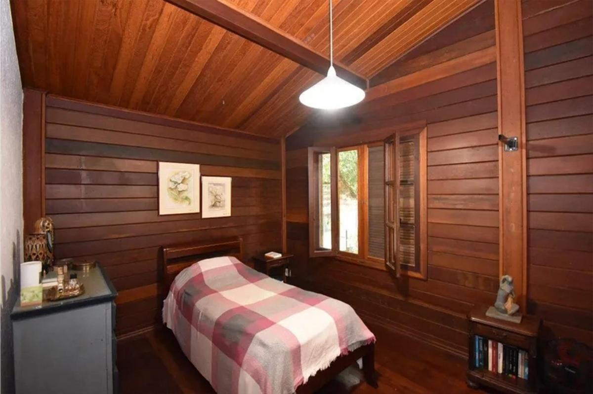 Imagem Casa com 8 Quartos à Venda, 423 m² em Estância Serrana - Nova Lima Imagem Casa com 8 Quartos à Venda, 423 m² em Estância Serrana - Nova Lima