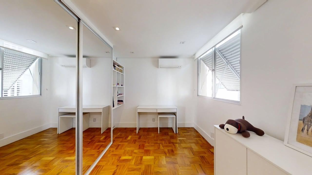 Imagem Apartamento com 2 Quartos à Venda, 140 m² em Itaim Bibi - São Paulo