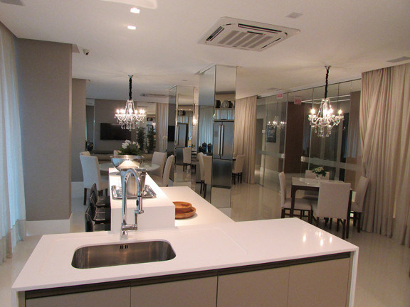 Imagem Apartamento com 3 Quartos à Venda, 140 m² em Centro - Balneário Camboriú