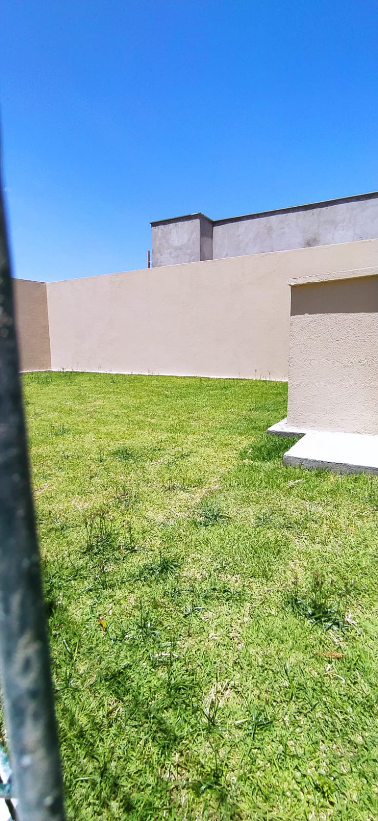 Imagem Casa com 2 Quartos à Venda, 66 m²em Mangabeira - E