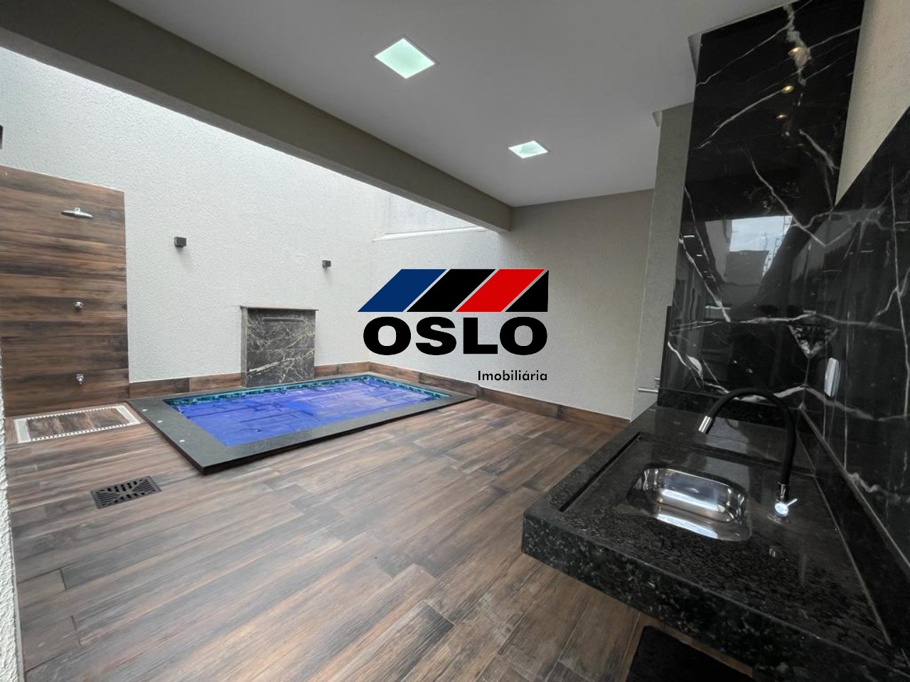 Imagem Casa com 3 Quartos à Venda, 116 m²em Setor Três Marias - Goiânia Imagem Casa com 3 Quartos à Venda, 116 m²em Setor Três Marias - Goiânia