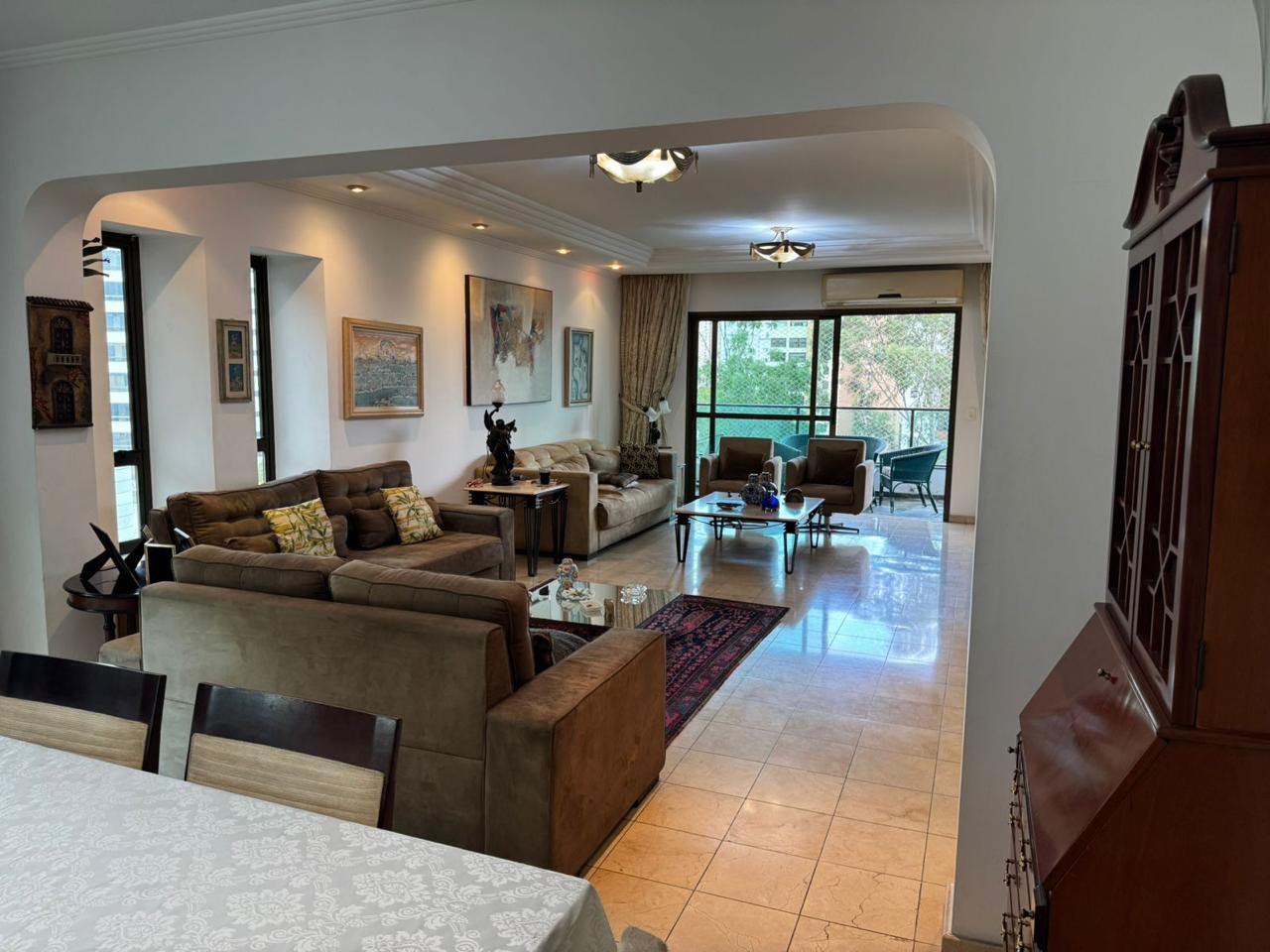 Imagem Apartamento com 3 Quartos à Venda ou Locação, 247 m² em Vila Suzana - São Paulo