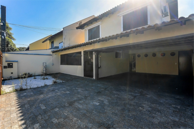Imagem Casa com 3 Quartos à Venda, 271 m² em Jardim das Américas - Curitiba Imagem Casa com 3 Quartos à Venda, 271 m² em Jardim das Américas - Curitiba