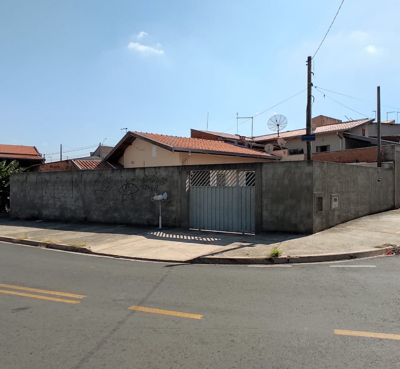 Imagem Casa com 2 Quartos à Venda, 90 m²em Dic V (Conjunto Habitacional Chico Mendes) - Campinas Imagem Casa com 2 Quartos à Venda, 90 m²em Dic V (Conjunto Habitacional Chico Mendes) - Campinas