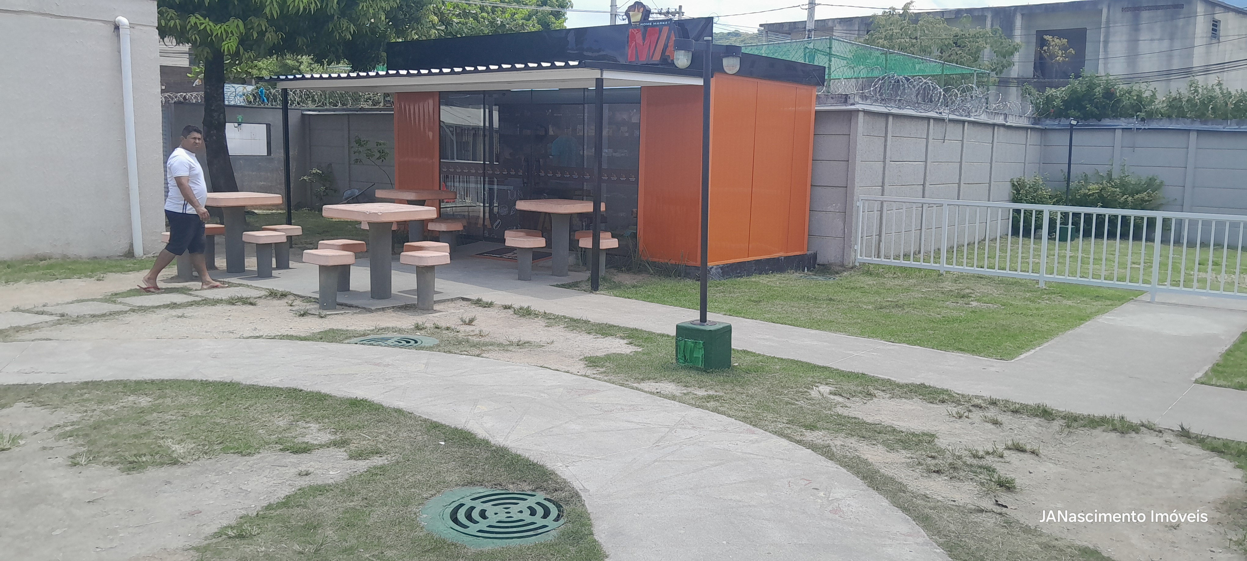 Imagem Apartamento com 2 Quartos à Venda, 40 m² em Bangu - Rio de Janeiro