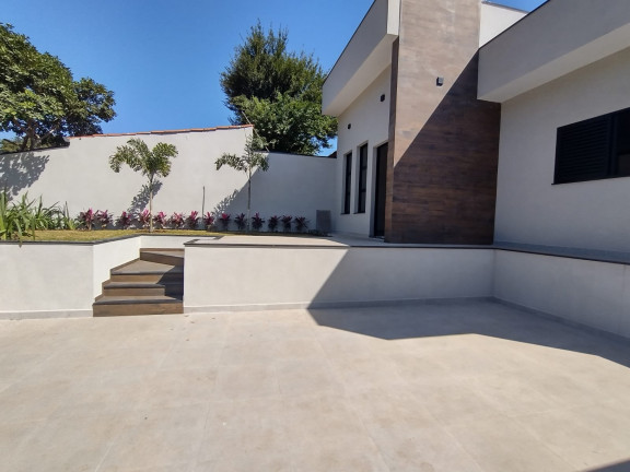 Imagem Casa com 3 Quartos à Venda, 125 m² em Santa Claudina - Vinhedo Imagem Casa com 3 Quartos à Venda, 125 m² em Santa Claudina - Vinhedo