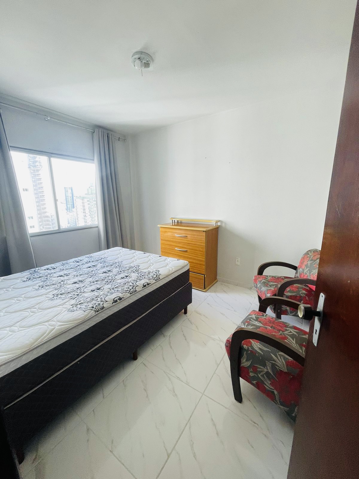 Imagem Apartamento com 3 Quartos à Venda, 90 m²em Centro - Balneário Camboriú
