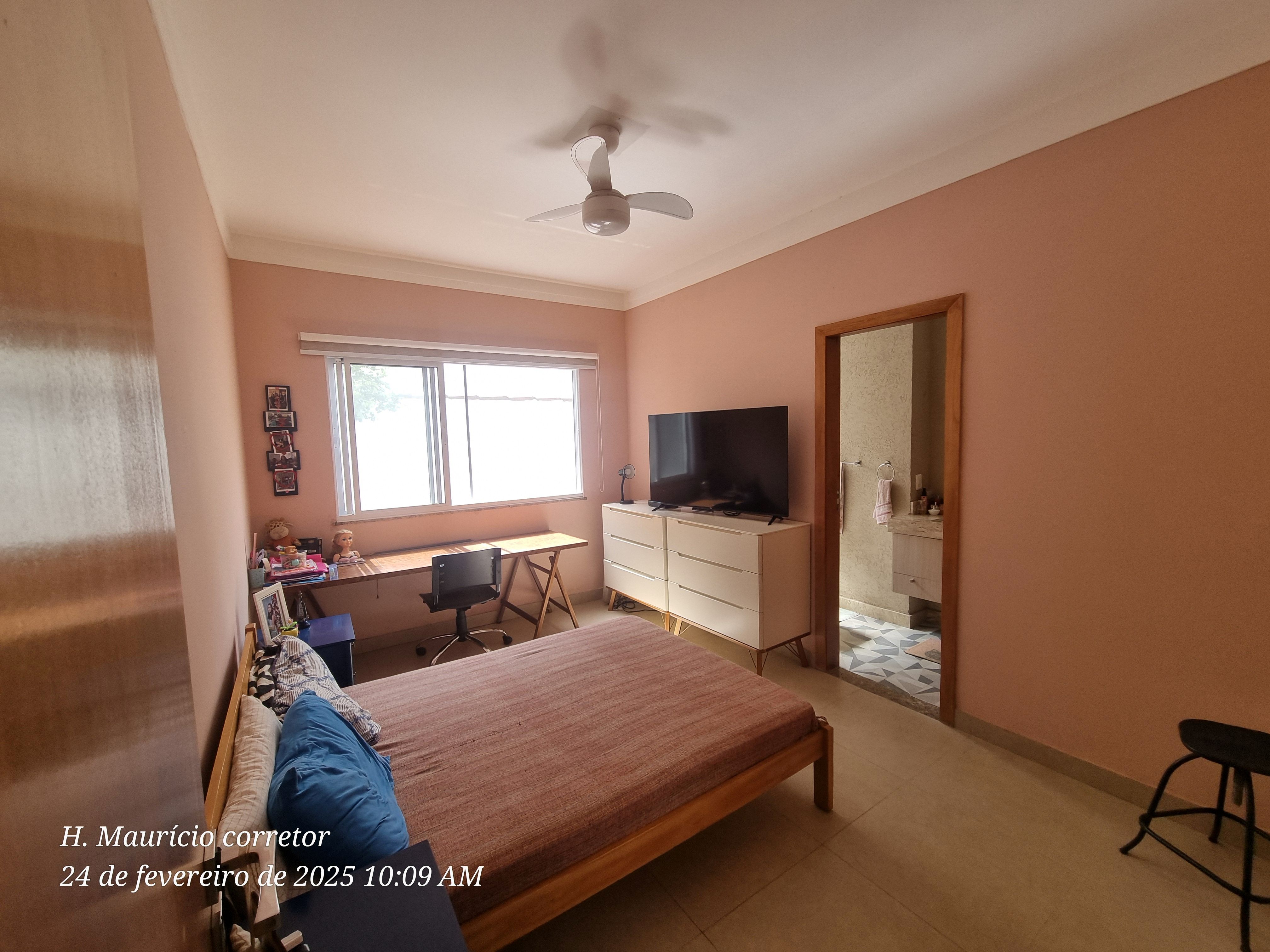Imagem Casa com 3 Quartos à Venda, 232 m² em Setor Jaó - Goiânia Imagem Casa com 3 Quartos à Venda, 232 m² em Setor Jaó - Goiânia