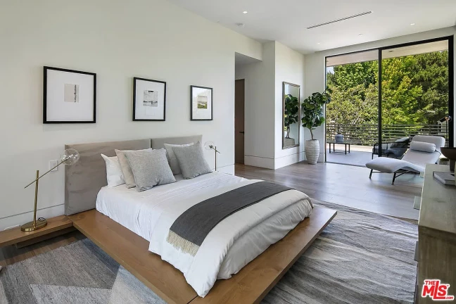 Imagem Casa de Condomínio com 7 Quartos à Venda, 982 m²em Alphaville Residencial Um - Barueri Imagem Casa de Condomínio com 7 Quartos à Venda, 982 m²em Alphaville Residencial Um - Barueri