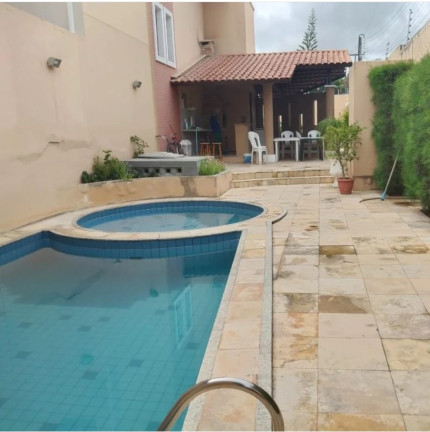 Imagem Casa de Condomínio com 4 Quartos à Venda ou Locação, 150 m² em Parque Manibura - Fortaleza