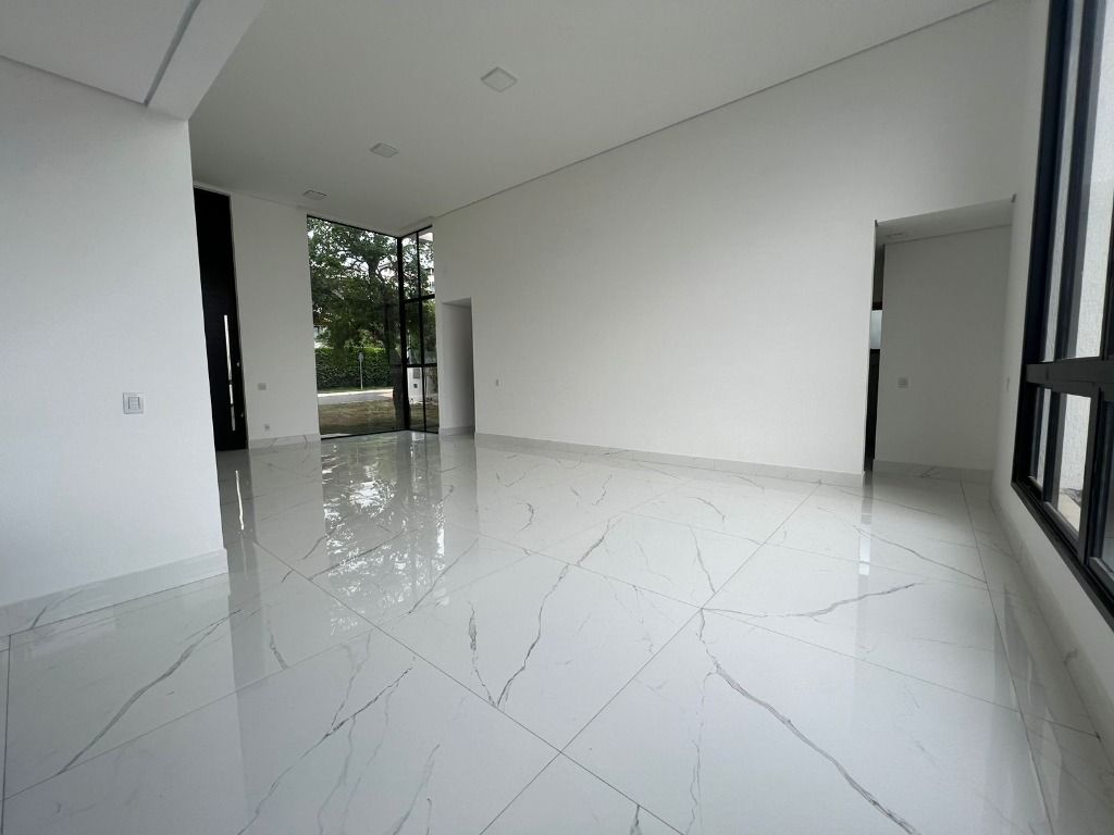 Imagem Casa de Condomínio com 4 Quartos à Venda, 260 m² em Várzea - Lagoa Santa Imagem Casa de Condomínio com 4 Quartos à Venda, 260 m² em Várzea - Lagoa Santa