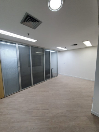 Imagem Sala Comercial à Venda ou Locação, em Cidade Monções - São Paulo Imagem Sala Comercial à Venda ou Locação, em Cidade Monções - São Paulo