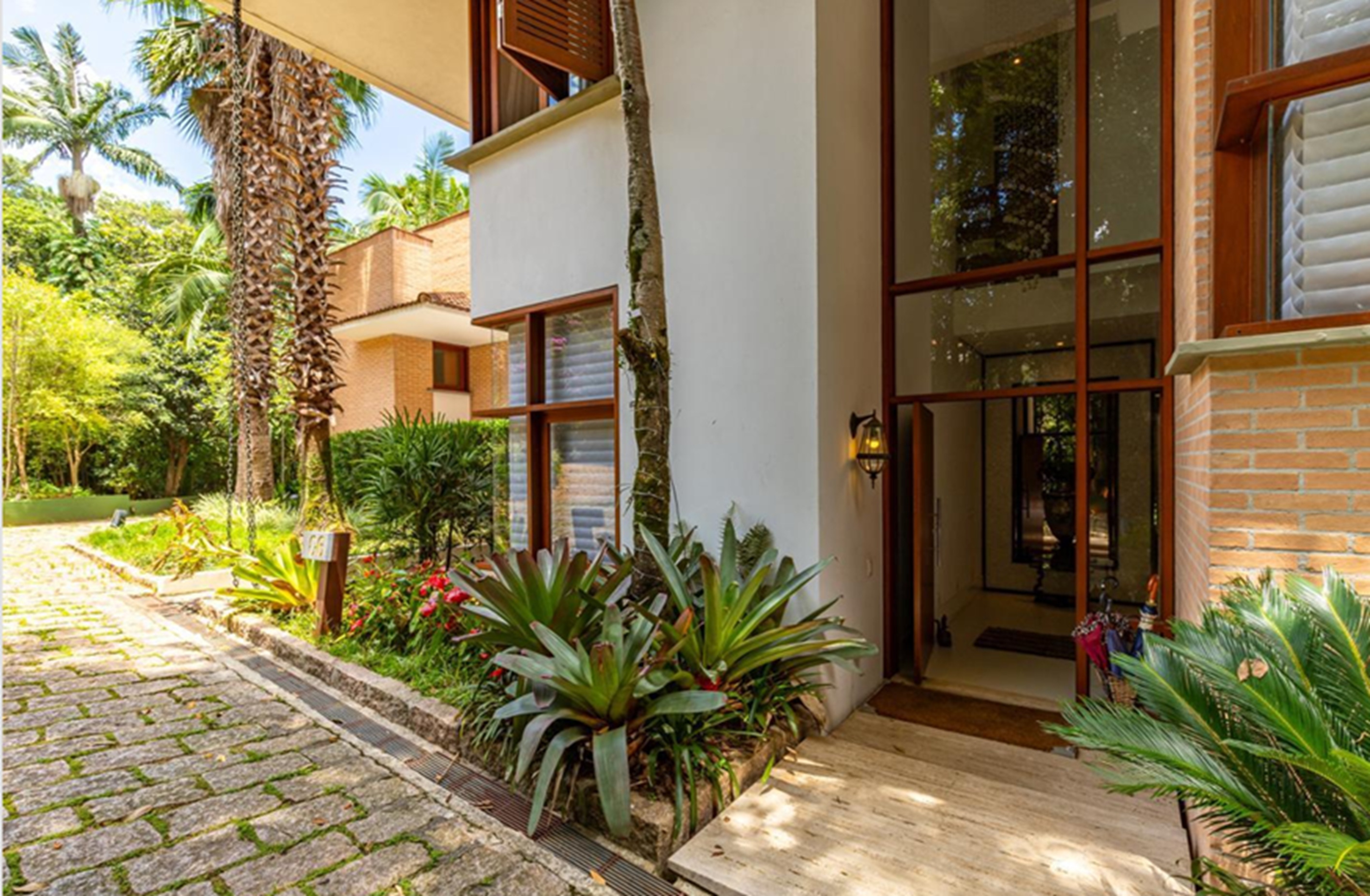 Imagem Casa de Condomínio com 5 Quartos à Venda, 650 m² em Jardim dos Estados - São Paulo