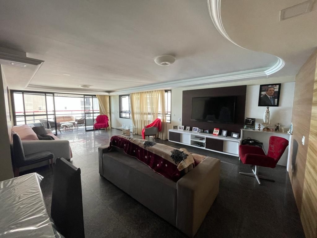 Imagem Apartamento com 3 Quartos à Venda, 225 m²em Meireles - Fortaleza