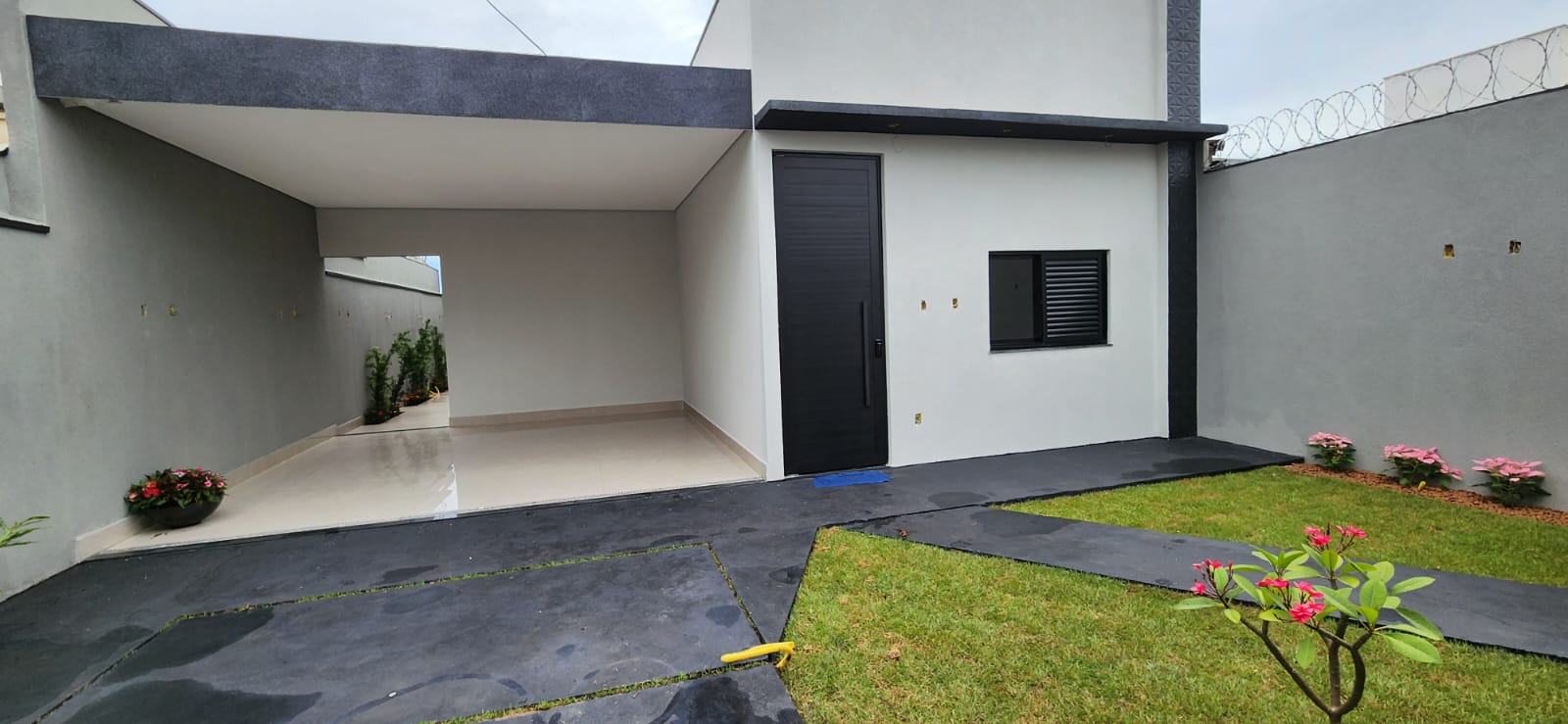 Imagem Casa com 3 Quartos à Venda, 200 m²em Granada - Uberlândia Imagem Casa com 3 Quartos à Venda, 200 m²em Granada - Uberlândia