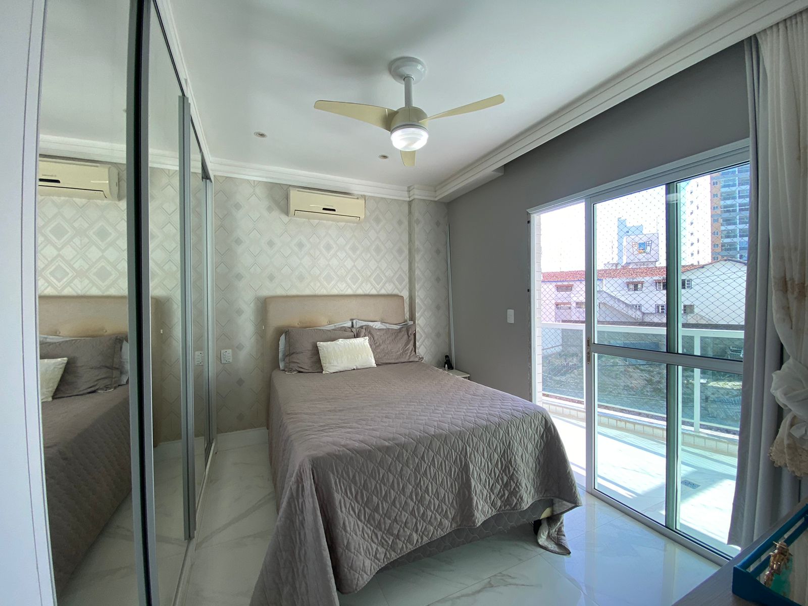 Imagem Apartamento com 3 Quartos à Venda, 120 m²em Praia do Morro - Guarapari Imagem Apartamento com 3 Quartos à Venda, 120 m²em Praia do Morro - Guarapari