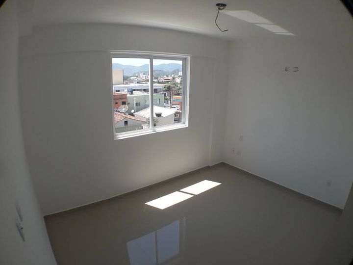 Imagem Apartamento com 2 Quartos à Venda, 80 m² em Lídia Duarte - Camboriú