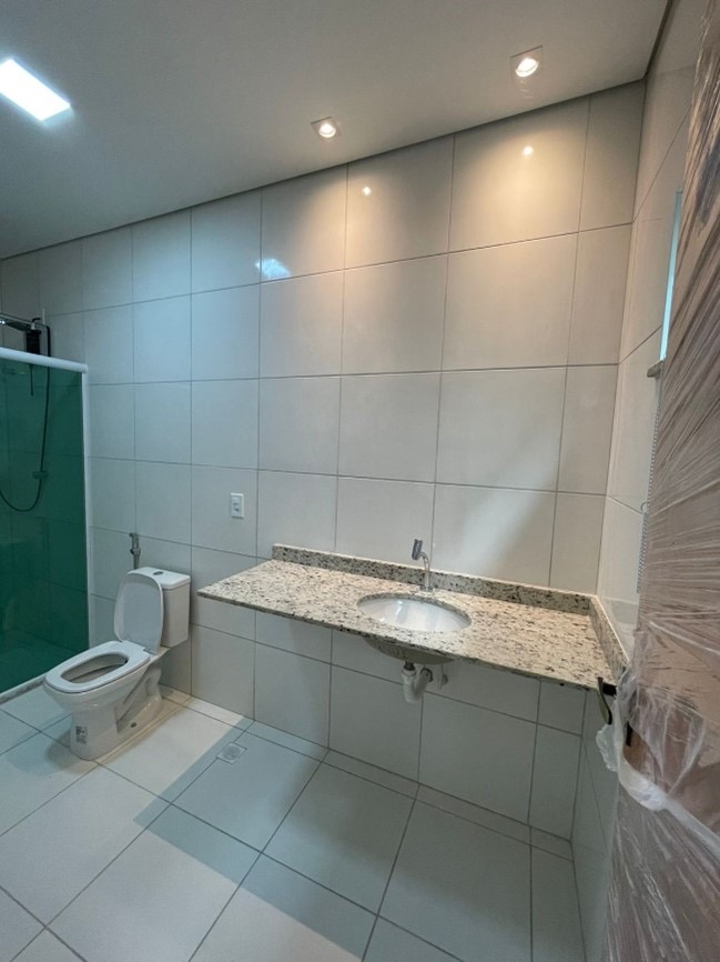Imagem Casa de Condomínio com 3 Quartos à Venda ou Locação, 172 m²em Ponta Negra - Manaus