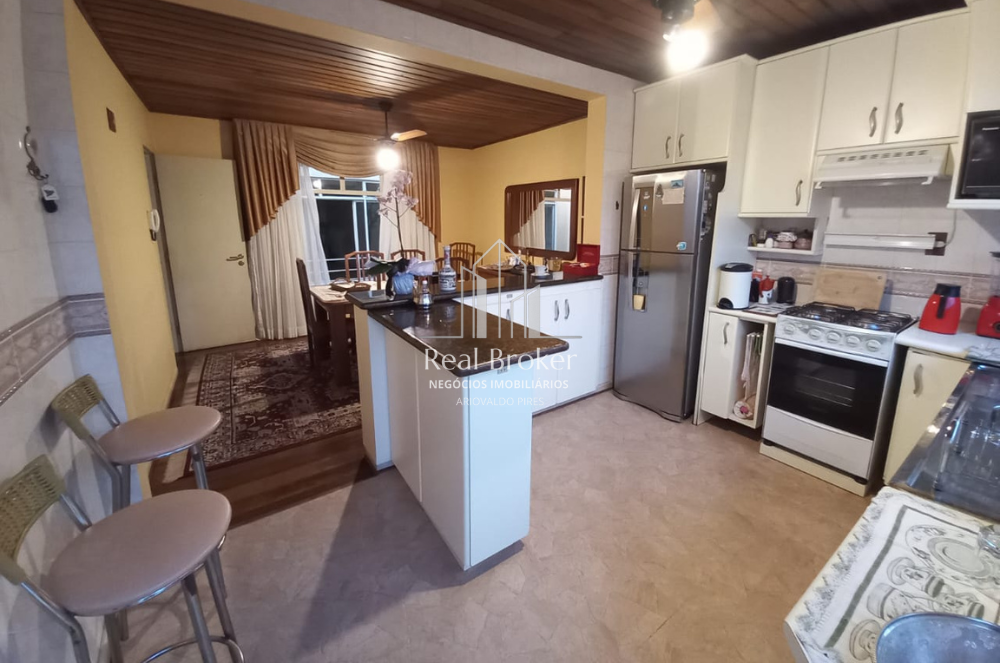 Imagem Casa com 3 Quartos à Venda, 280 m²em Orfãs - Ponta Grossa Imagem Casa com 3 Quartos à Venda, 280 m²em Orfãs - Ponta Grossa
