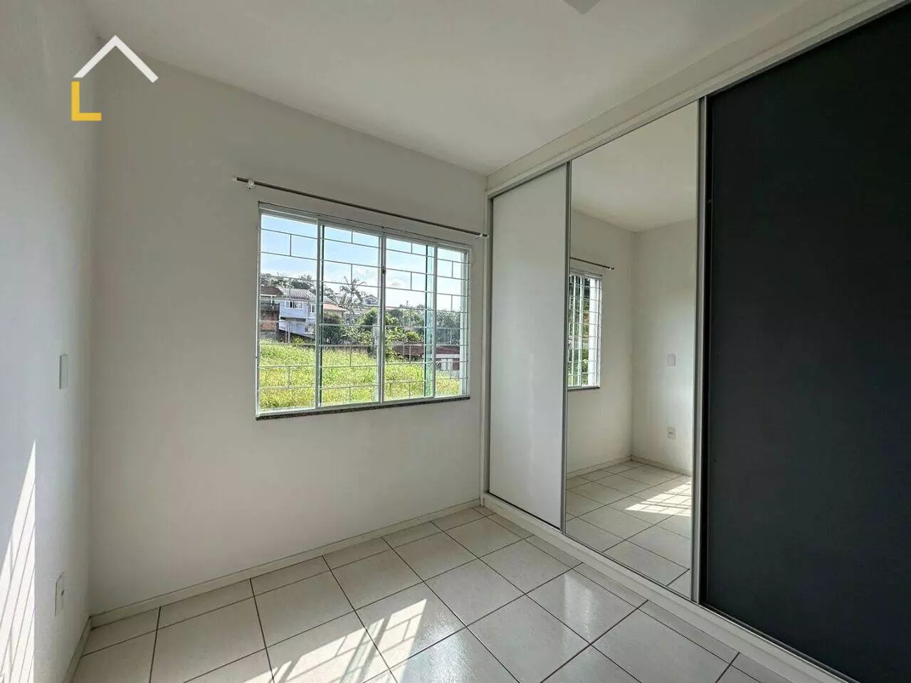 Imagem Casa com 3 Quartos à Venda, 120 m²em Floresta - Joinville Imagem Casa com 3 Quartos à Venda, 120 m²em Floresta - Joinville
