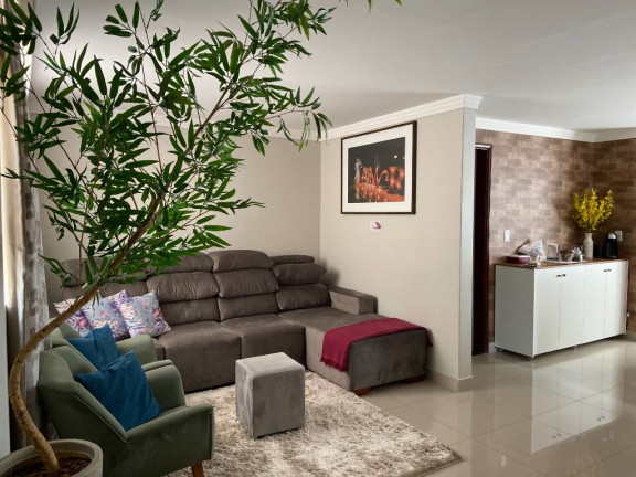 Apartamento com 3 Quartos à Venda, 101 m² em Setor Campinas - Goiânia