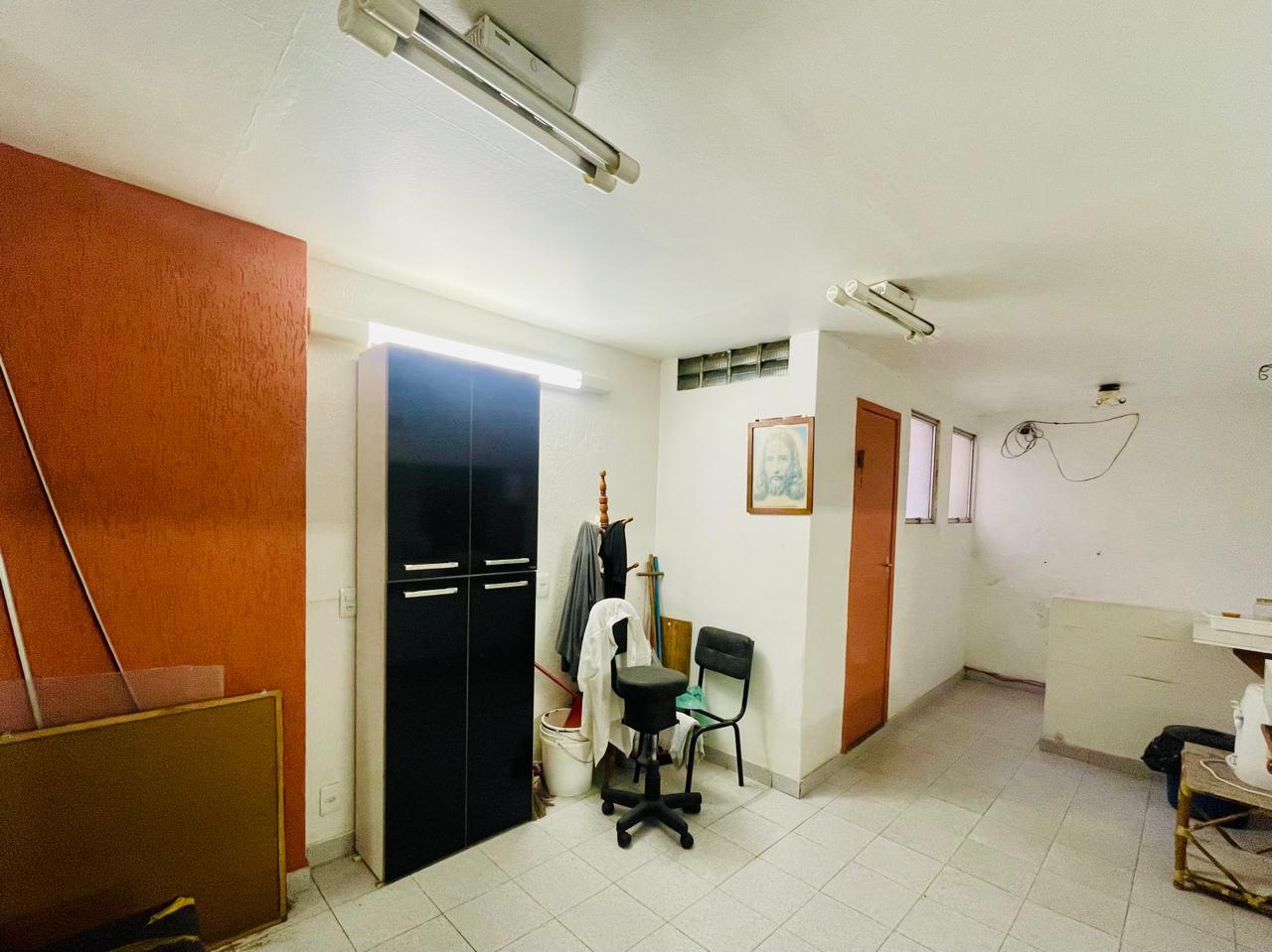 Imagem Loja à Venda, 33 m²em Várzea - Teresópolis Imagem Loja à Venda, 33 m²em Várzea - Teresópolis