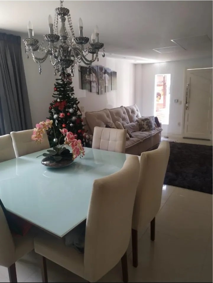 Imagem Casa de Condomínio com 3 Quartos à Venda, 270 m² em São Francisco - Niterói Imagem Casa de Condomínio com 3 Quartos à Venda, 270 m² em São Francisco - Niterói