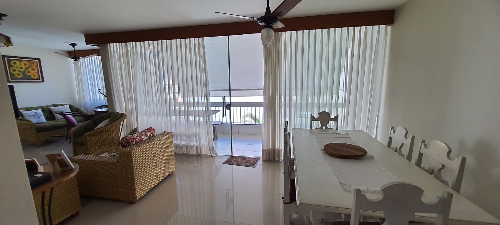 Imagem Apartamento com 3 Quartos à Venda, 125 m²em Enseada - Guarujá Imagem Apartamento com 3 Quartos à Venda, 125 m²em Enseada - Guarujá