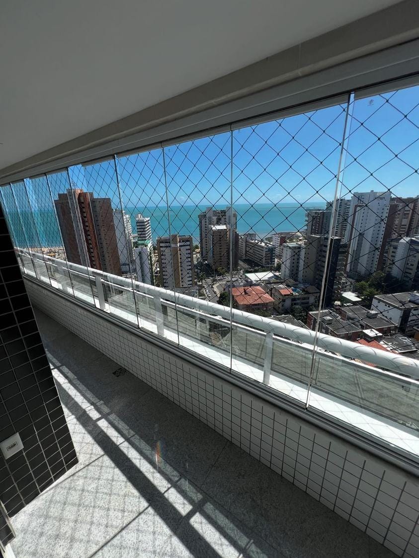 Imagem Apartamento com 5 Quartos à Venda, 415 m²em Meireles - Fortaleza