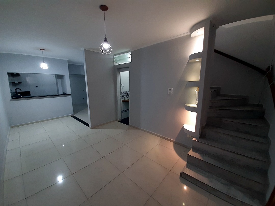 Imagem Sobrado com 2 Quartos para Alugar, 110 m² em Esmeralda - Praia Grande