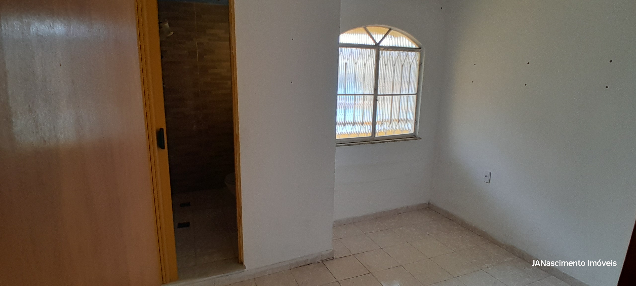 Imagem Casa com 2 Quartos à Venda, 160 m² em Bangu - Rio de Janeiro