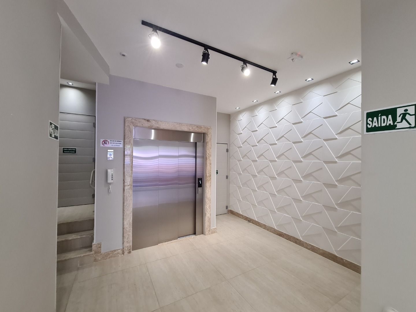 Imagem Apartamento com 2 Quartos à Venda, 75 m² em São Mateus - Juiz de Fora Imagem Apartamento com 2 Quartos à Venda, 75 m² em São Mateus - Juiz de Fora