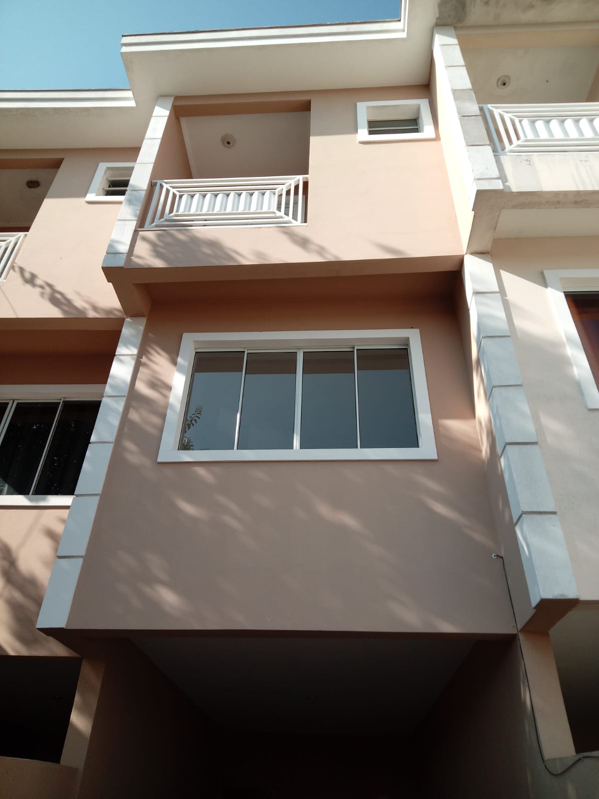 Imagem Sobrado com 3 Quartos à Venda, 120 m²em Jardim Santo André - Santo André Imagem Sobrado com 3 Quartos à Venda, 120 m²em Jardim Santo André - Santo André