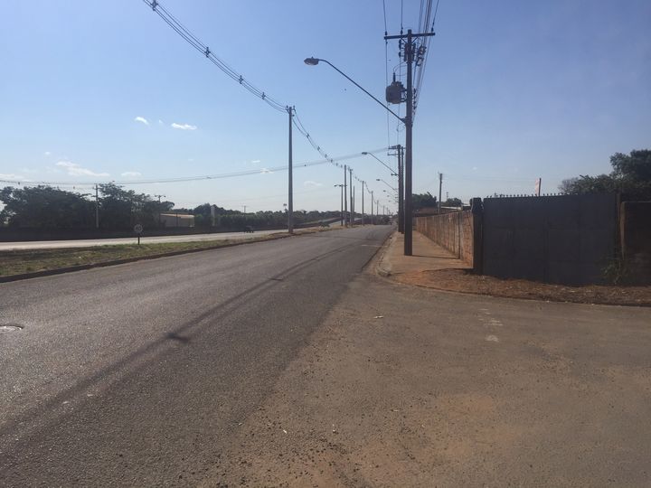 Imagem Galpão à Venda, 600 m² em Parque Industrial - Araçatuba Imagem Galpão à Venda, 600 m² em Parque Industrial - Araçatuba