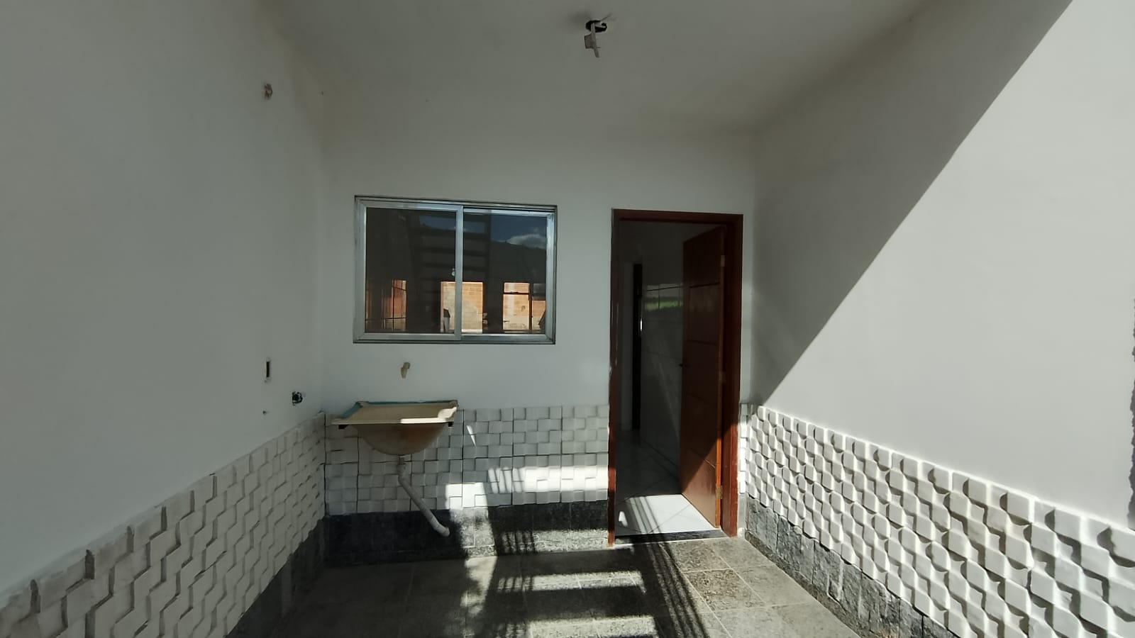 Imagem Casa com 2 Quartos à Venda, 165 m² em Santa Cecília - Juiz de Fora Imagem Casa com 2 Quartos à Venda, 165 m² em Santa Cecília - Juiz de Fora
