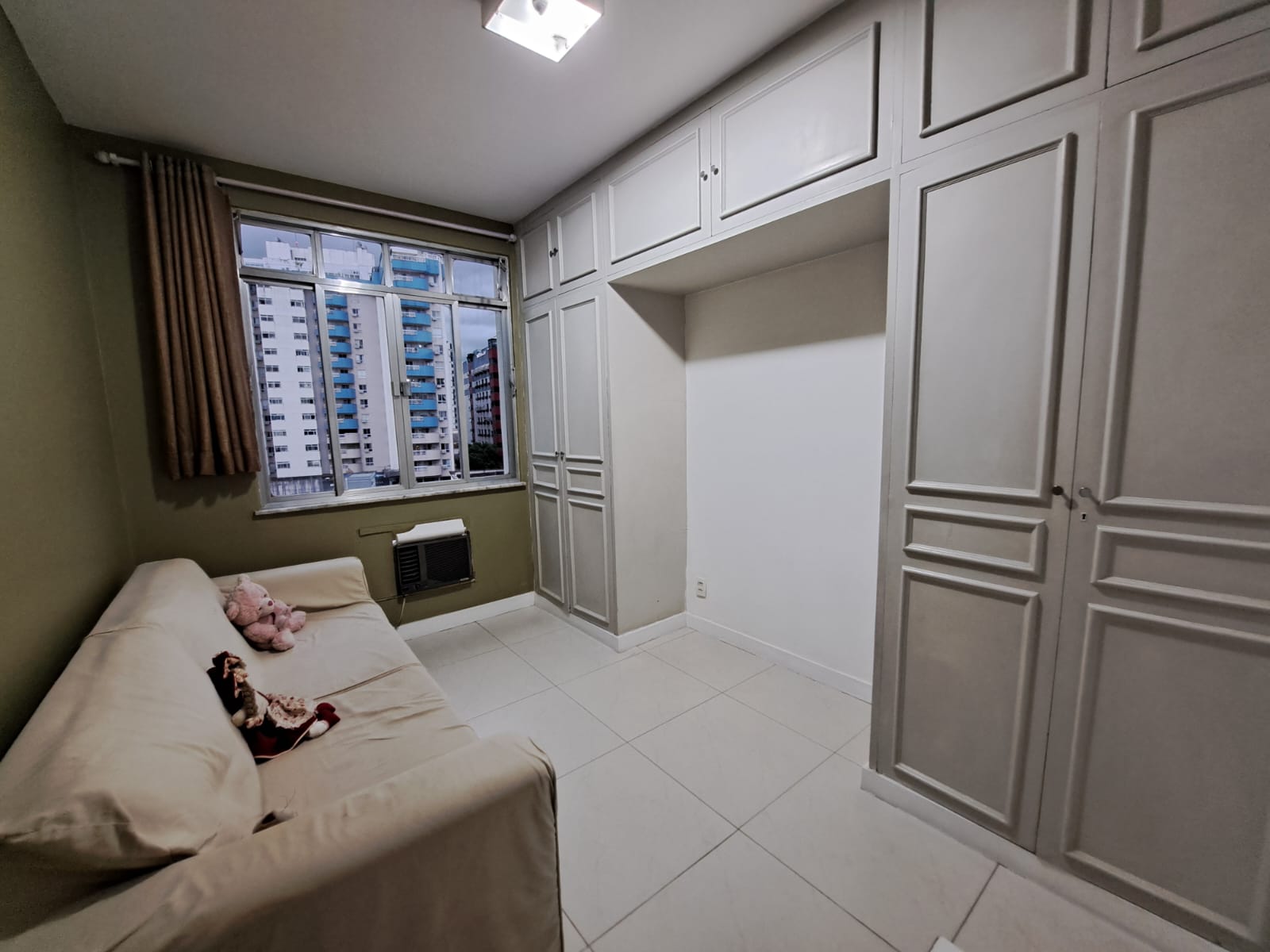 Imagem Apartamento com 2 Quartos à Venda, 80 m²em Icaraí - Niterói
