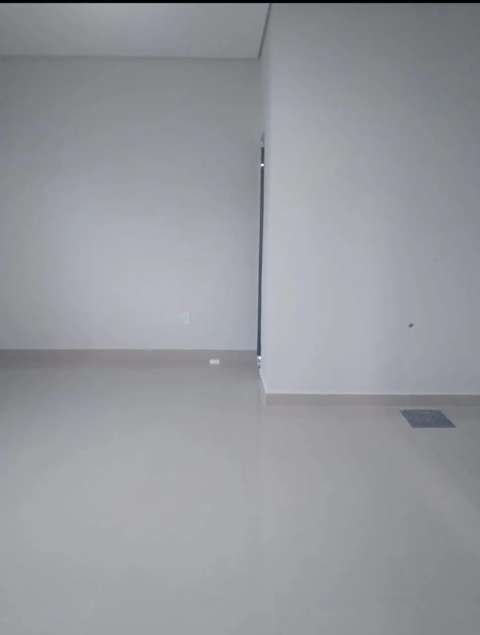 Imagem Sala Comercial para Alugar, 42 m² em Condomínio Residencial Santa Maria (Santa Maria) - Brasília