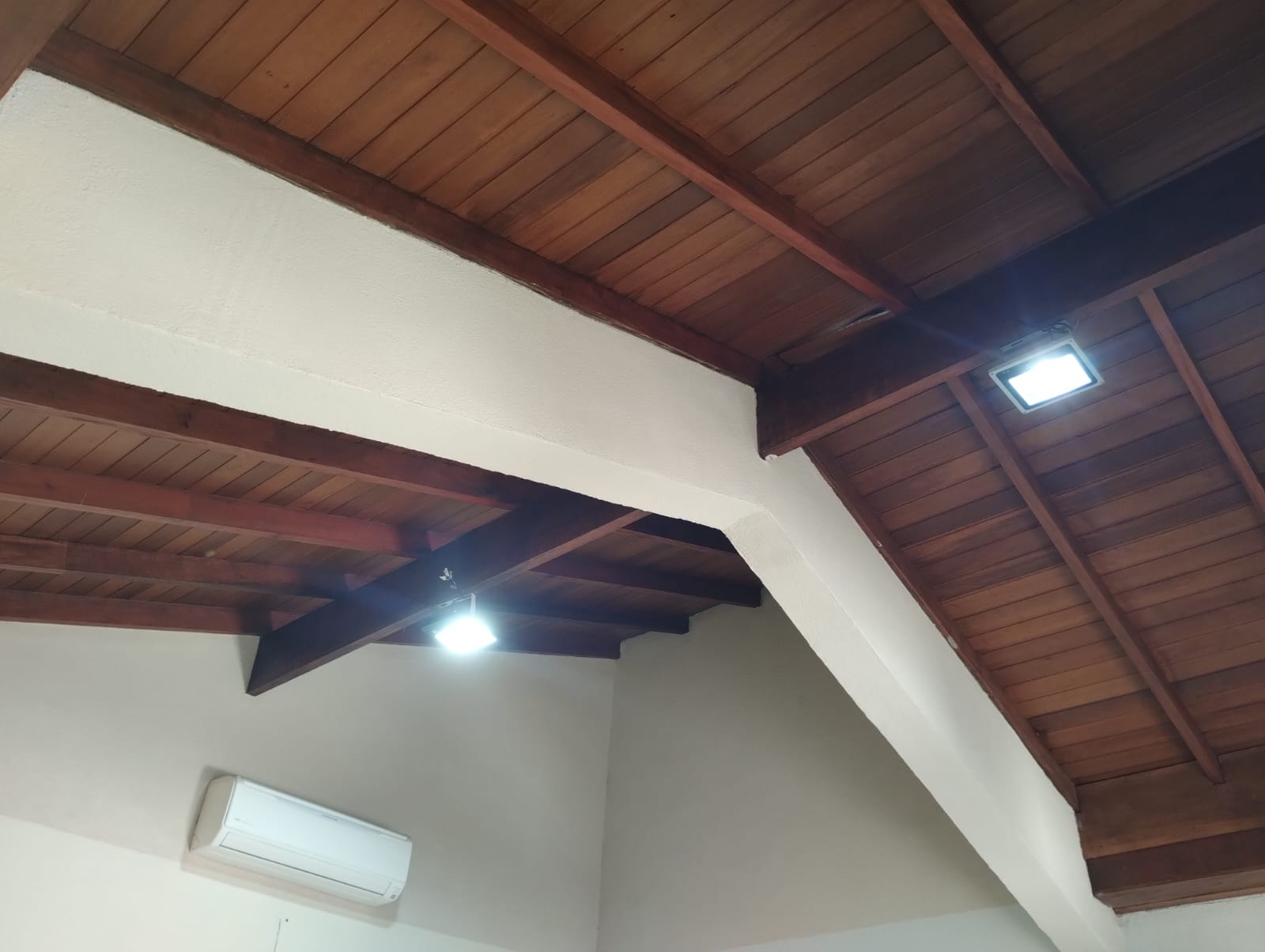 Imagem Casa com 3 Quartos à Venda, 387 m² em Jardim Dona Carmela - Atibaia Imagem Casa com 3 Quartos à Venda, 387 m² em Jardim Dona Carmela - Atibaia