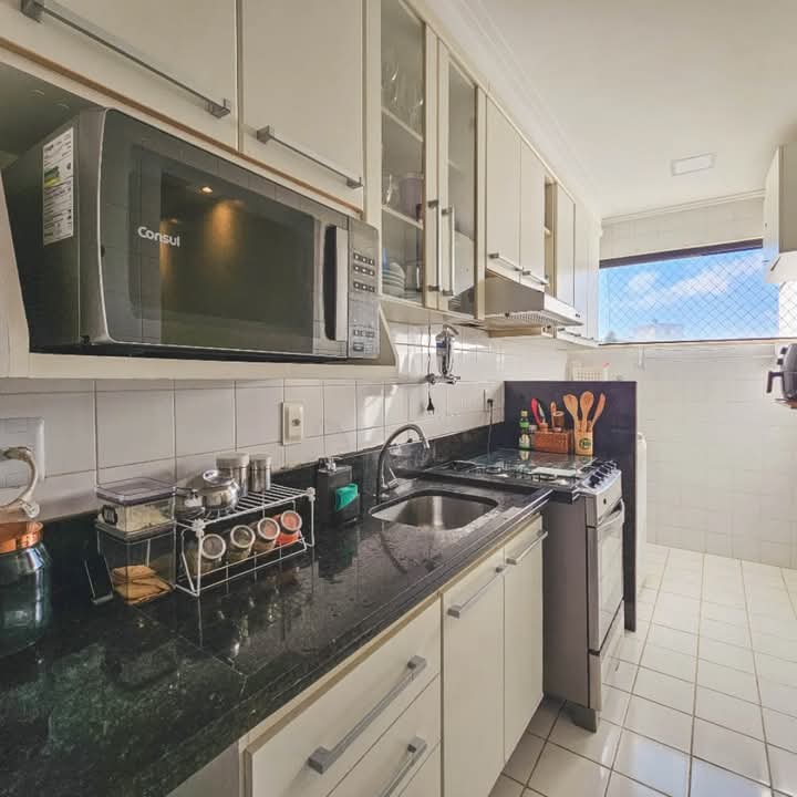 Imagem Apartamento com 3 Quartos à Venda, 70 m² em Imbuí - Salvador