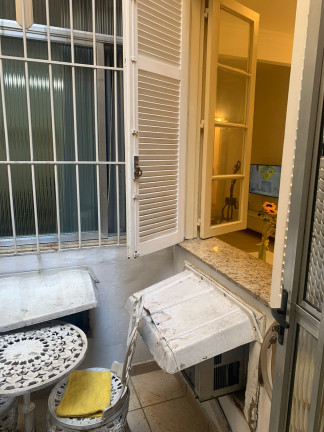 Imagem Apartamento com 2 Quartos à Venda, 75 m² em Copacabana - Rio de Janeiro Imagem Apartamento com 2 Quartos à Venda, 75 m² em Copacabana - Rio de Janeiro