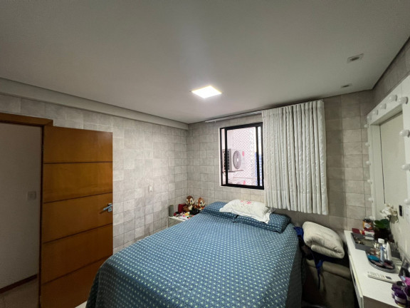 Imagem Apartamento com 4 Quartos à Venda, 260 m² em Umarizal - Belém