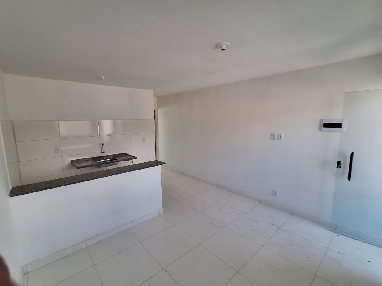 Imagem Sobrado com 1 Quarto à Venda, 4.969 m² em Centro - Queimados Imagem Sobrado com 1 Quarto à Venda, 4.969 m² em Centro - Queimados
