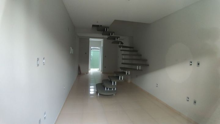 Imagem Sobrado com 2 Quartos à Venda, 65 m² em Lídia Duarte - Camboriú