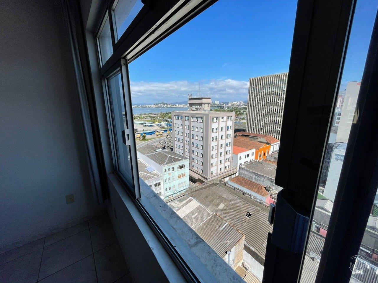 Imagem Apartamento com 1 Quarto à Venda, 40 m² em Centro - Florianópolis